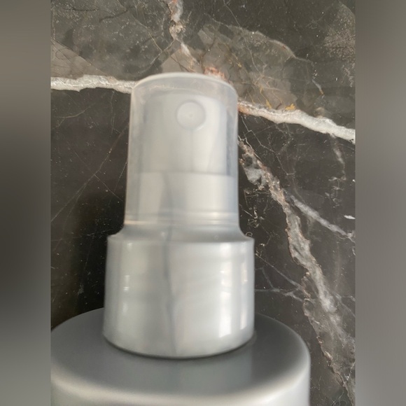 L’Oreal Professionals Colour 10 in 1 - Picture 5 of 5